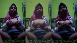 Bokep Indo Masih SMA Toketnya Gede Padet Banget