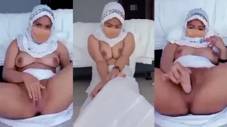 Bokep Viral Jilbab Maela Colmek Dildo – Maelaelakitty23